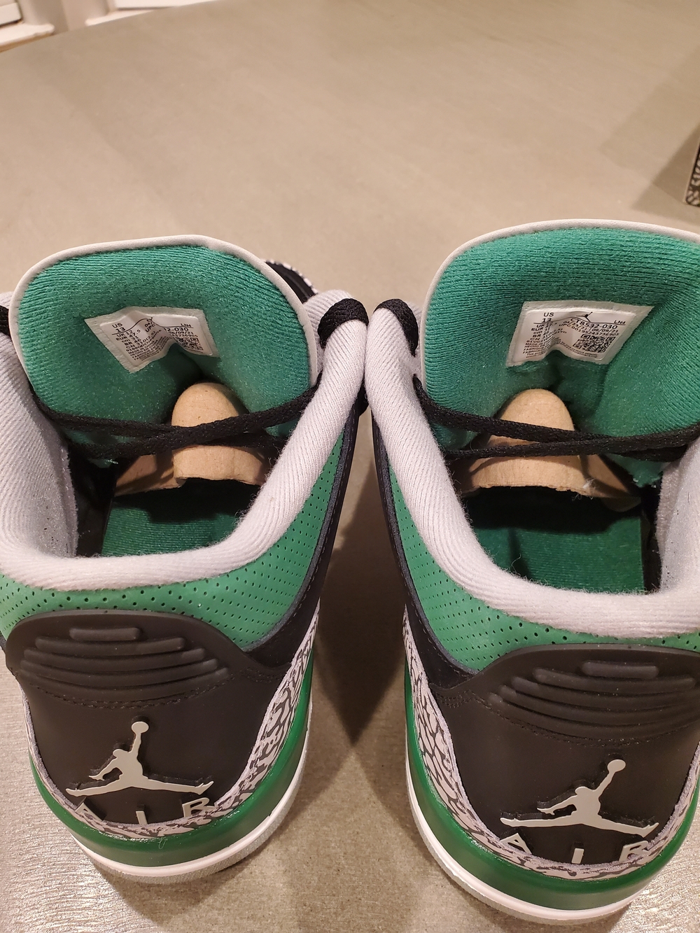 Jordan 3 Pine Green - Picture 7 of 12